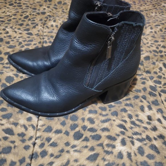 Black ankle boots - Picture 2 of 2